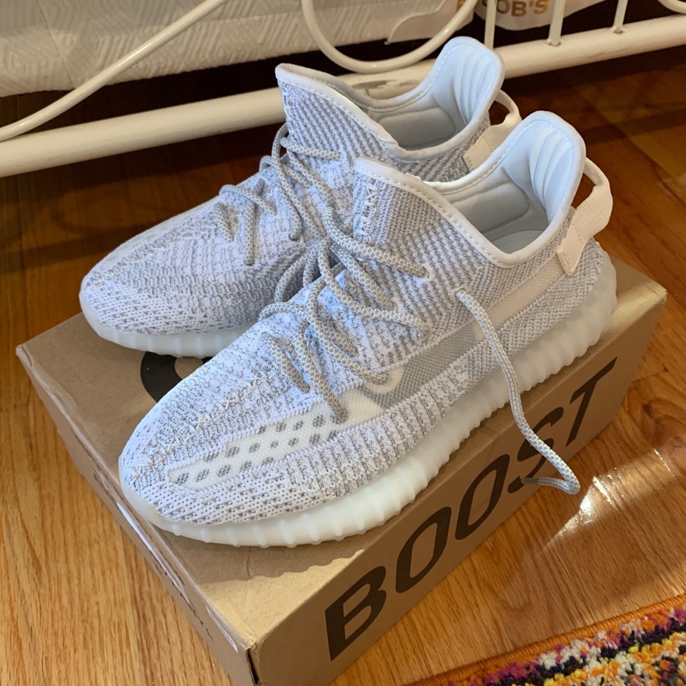 Yeezy boost v2